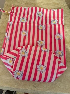 Lilly Pulitzer Pink and White Striped Daisy Drawstring Pouch Beach Bag